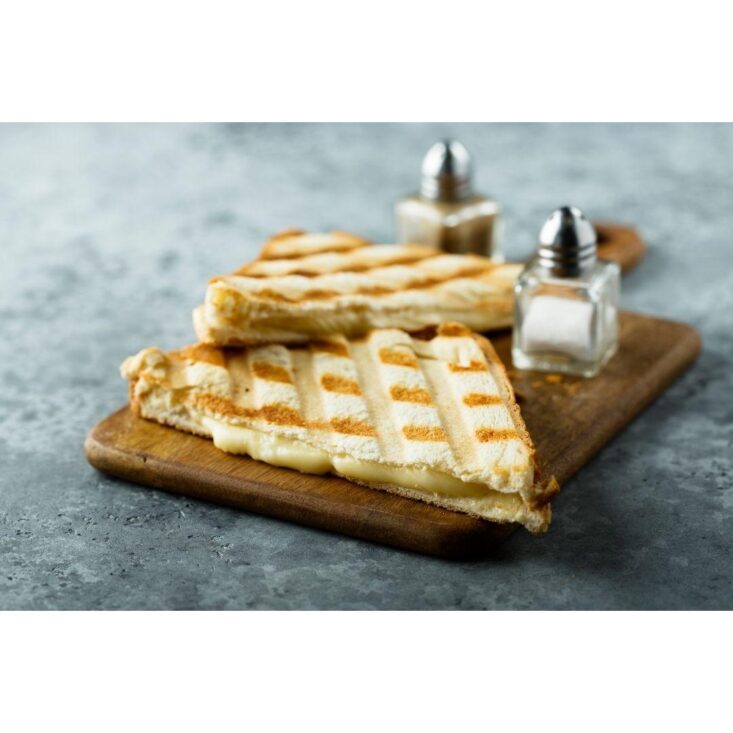 Grilled cheese sandwiches (with raclette machine)