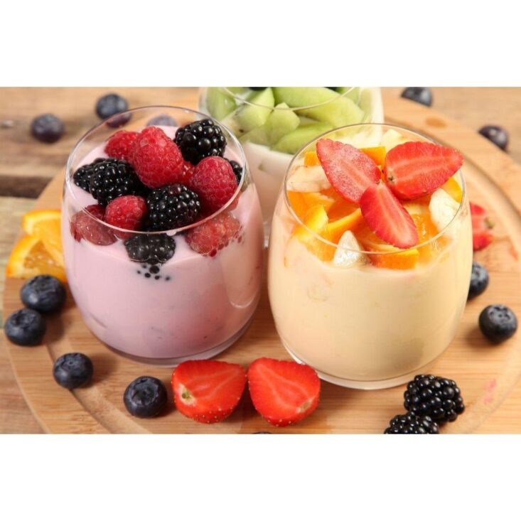 Yogurt and berries
