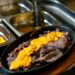 Viande gratinee au fromage fondu style raclette